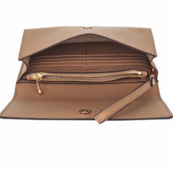 ⬇️NWT MICHAEL KORS 3 in 1 Jet Set Travel Crossbody - Picture 5 of 6